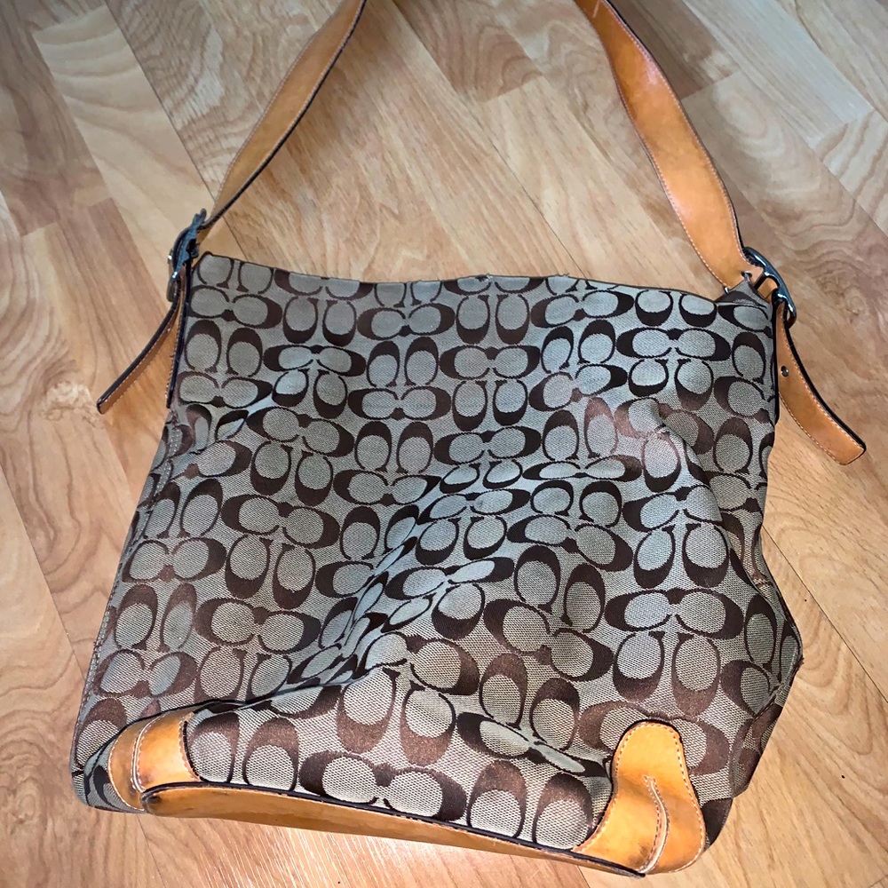 Coach Classic Purse Orange Interior W/ Pockets Gem